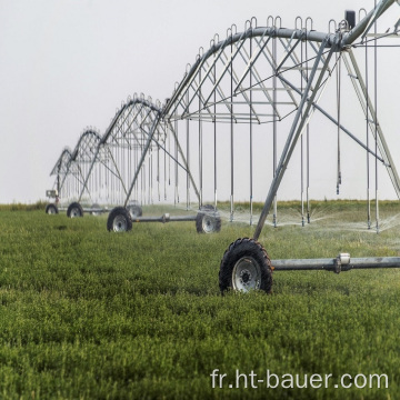 système d&#39;irrigation des terres agricoles à grande échelle